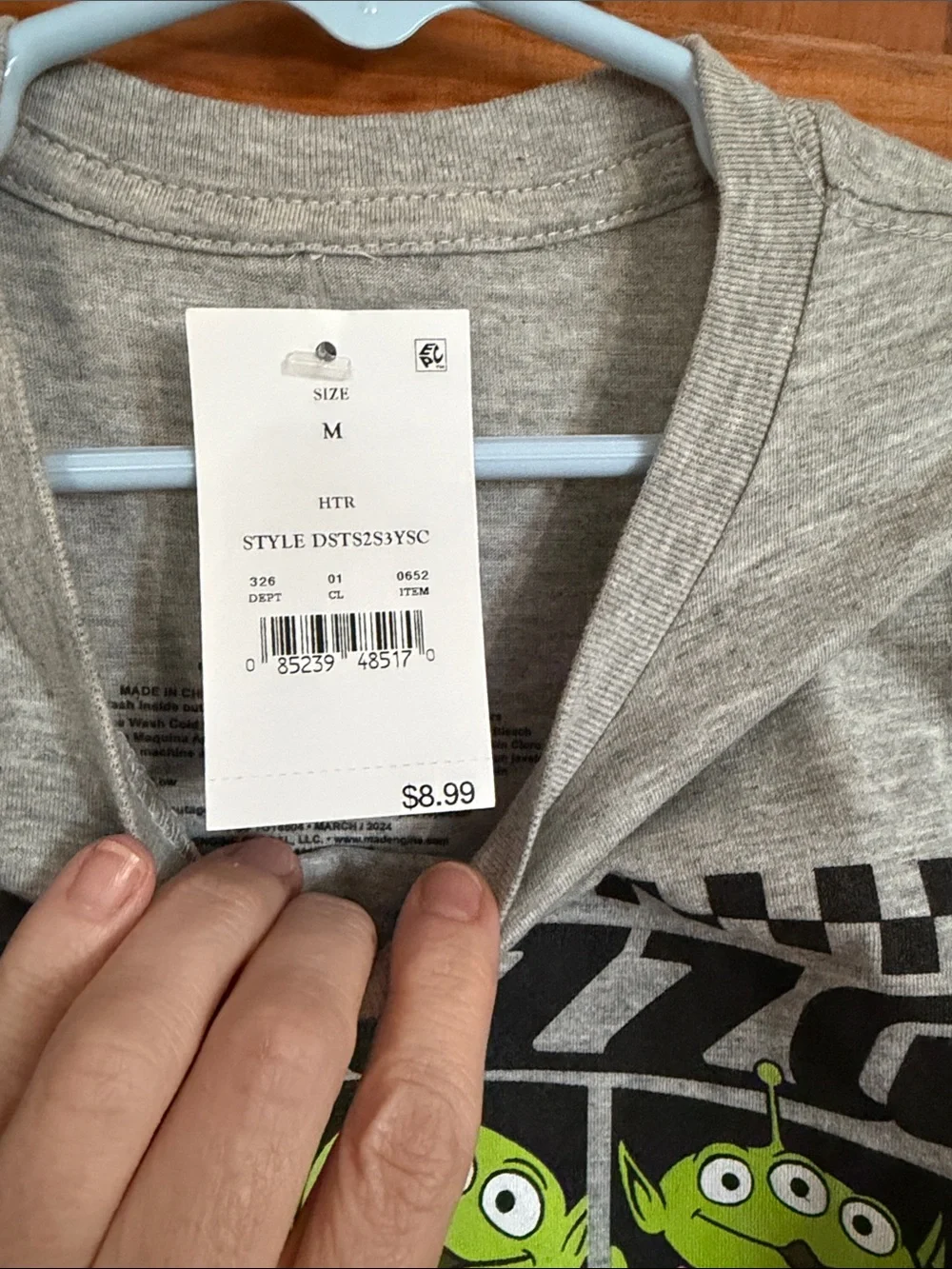 NWT gray short sleeve graphic tees, M/8